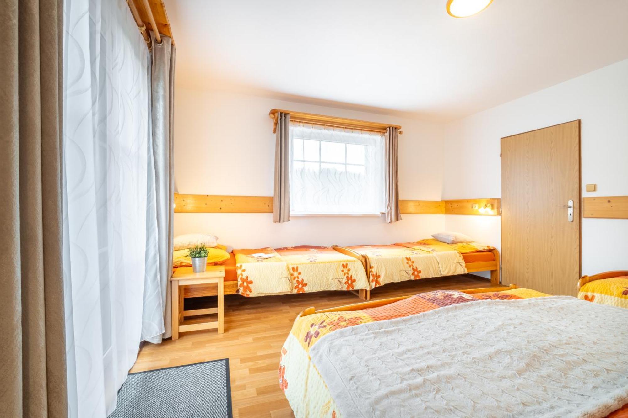 Apartmany Iwona Рокицани Экстерьер фото
